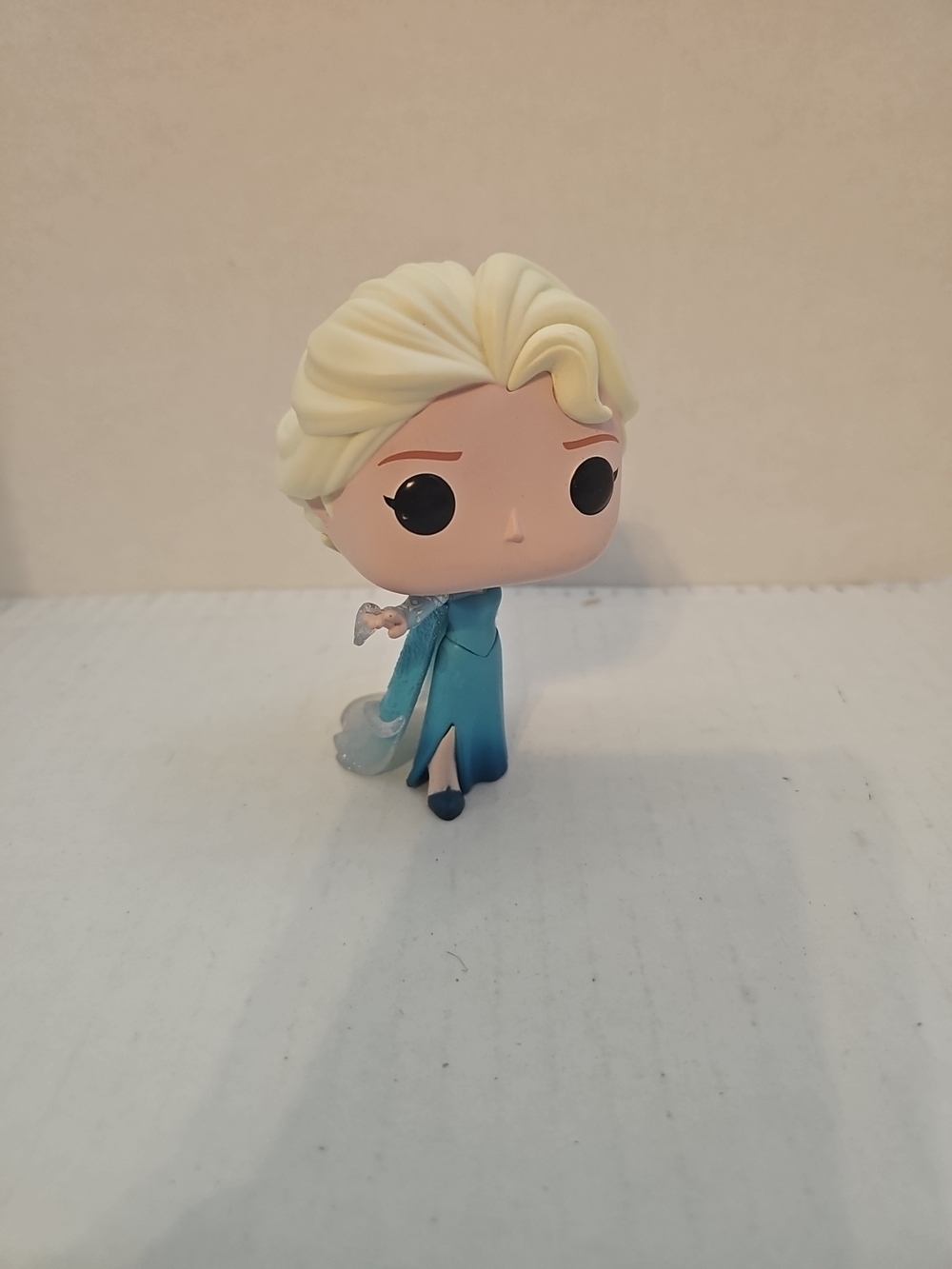  Funko Pop! Disney 100th Anniversary Elsa Vinyl Figure #1319. 